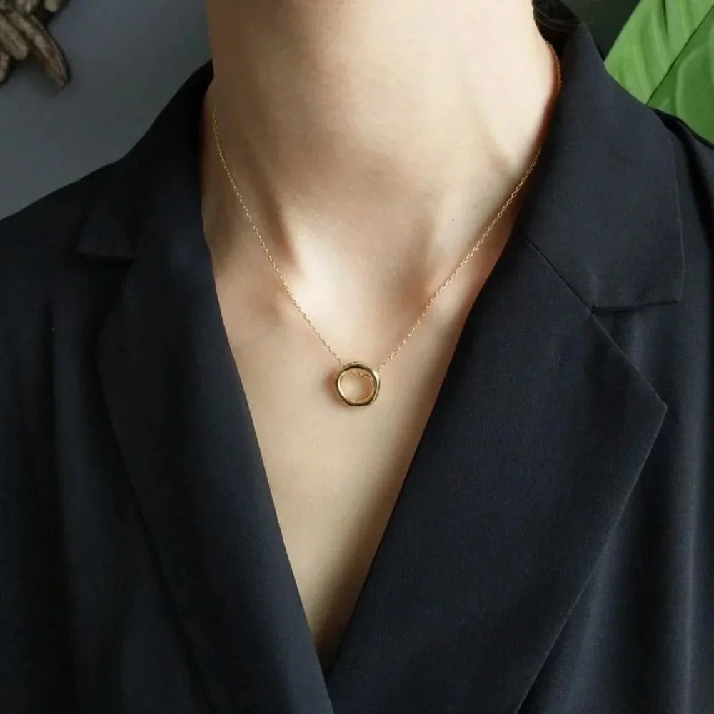 925 Sterling Silver Geometric Modern Round Circle Pendant Necklace - Picture 6 of 6